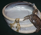 Статуэтка Porcelain vase with crab…