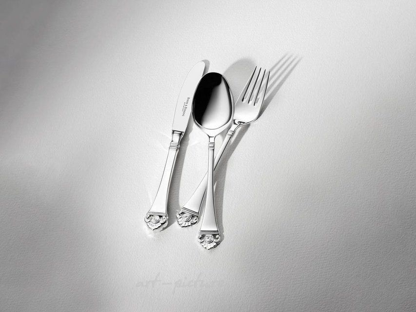 Столовый набор Rosenmuster от Robbe Berking из 30 предметов (серебро 925 пробы, частично позолоченный).