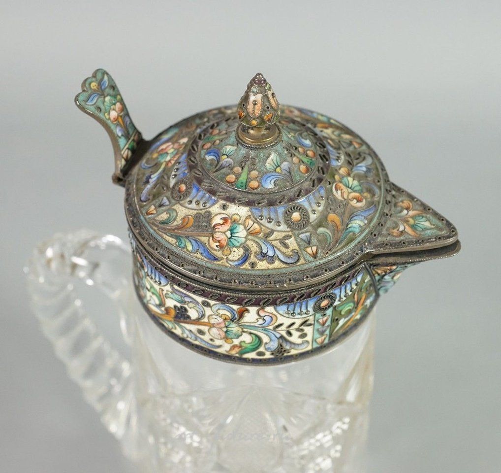 Русское серебро , Кувшин с ручкой из резного хрусталя, серебро (925 проба)