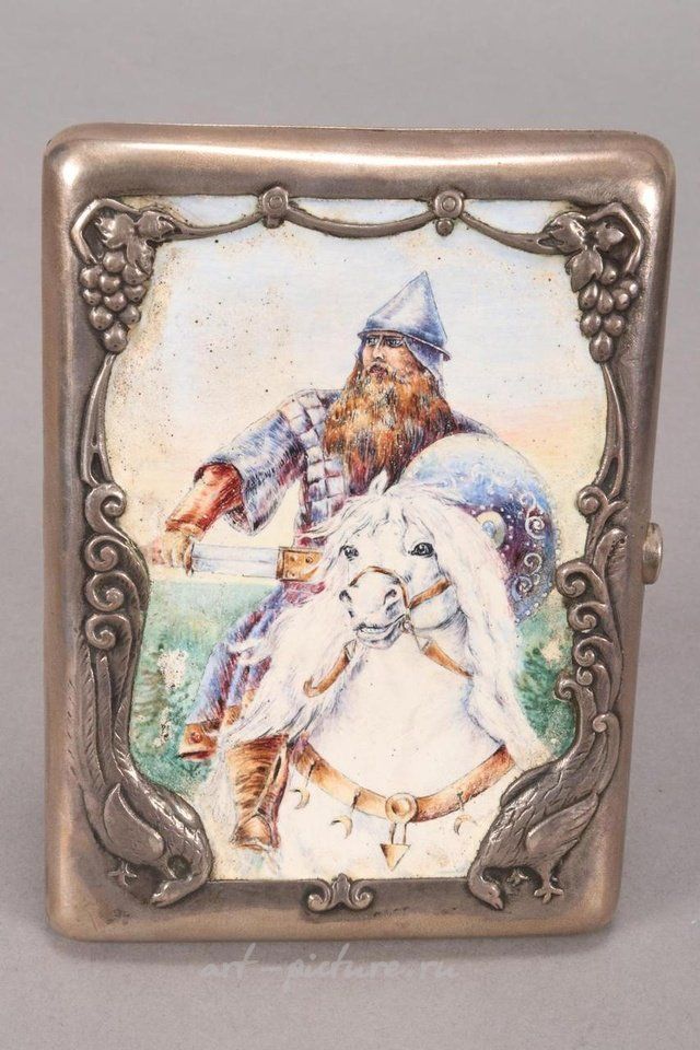 Русское серебро , Русский серебряный сигаретный кейс.