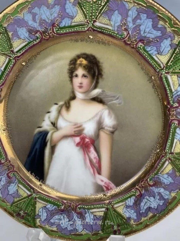 Royal Vienna Porcelain , ROYAL VIENNA STYLE PLATE