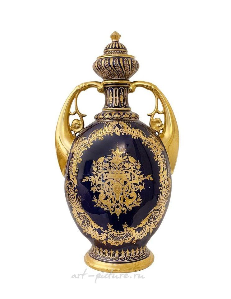 Royal Vienna Porcelain , A Royal Vienna Hand-Painted Porcelain Lidded Urn