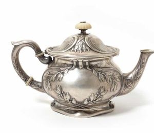 Silver kettle K. Faberge, 1908-1926.