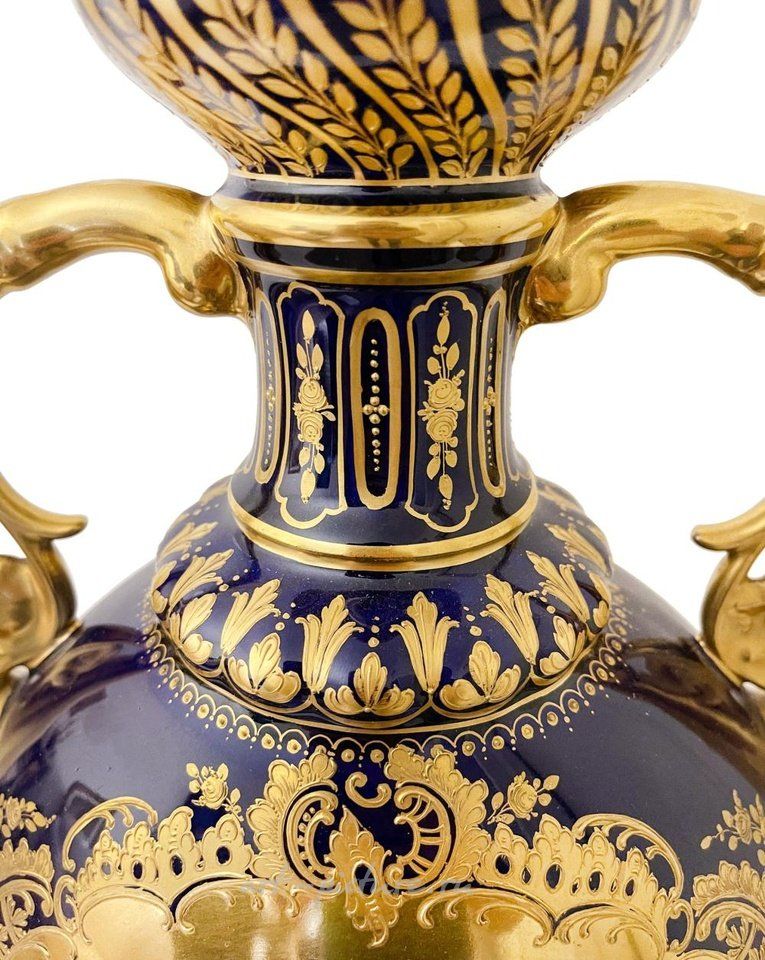 Royal Vienna Porcelain , A Royal Vienna Hand-Painted Porcelain Lidded Urn