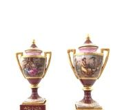 Королевские вазы из Вены с золотым декором