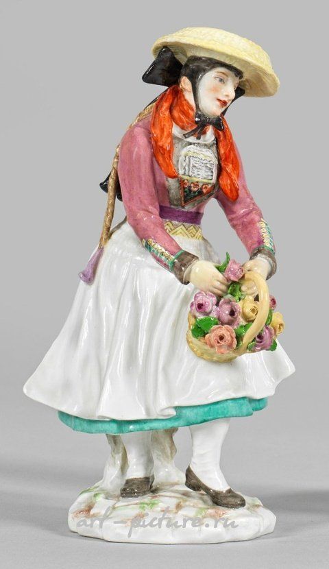  Фарфоровая фигура крестьянской женщины в традиционном костюме Вирланде (Гамбург)