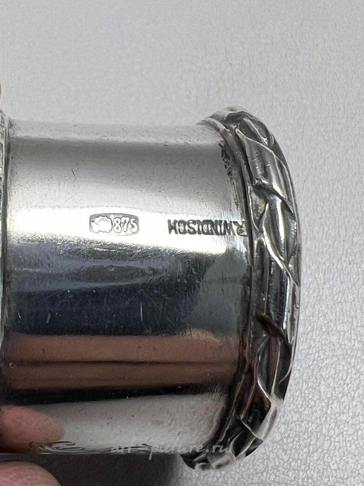 Русское серебро , Три русских серебряных кольца для салфеток