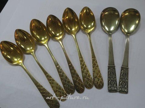 Русское серебро, Восемь серебряных русских ложек 875 пробы