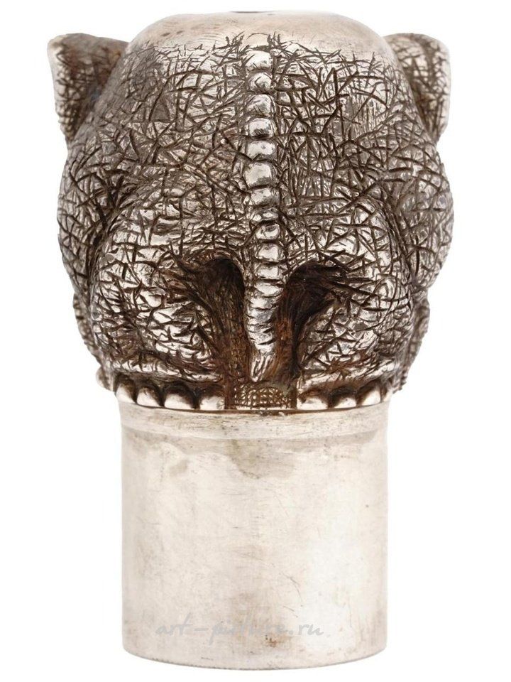 Русское серебро , Серебряная стаканчик-шпора с изображением слоника и рубином