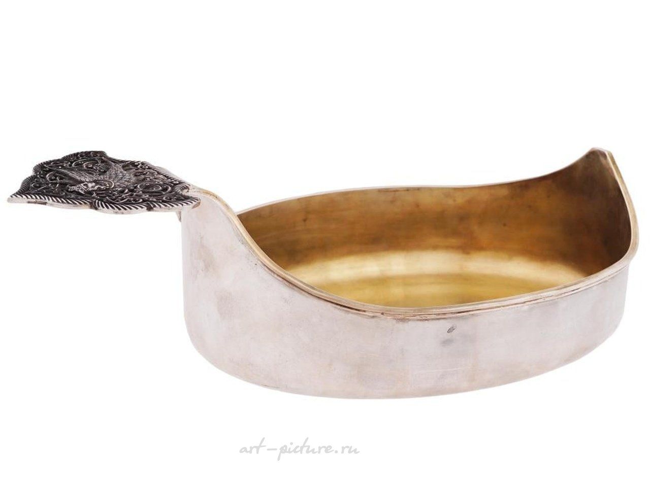 Русское серебро , Серебряный ковш с изображением большой русской мифологической птицы