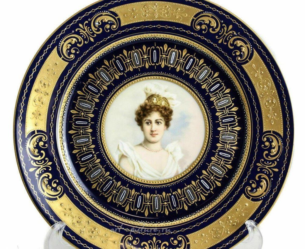 Royal Vienna Porcelain , Royal Vienna Porcelain Portrait Plates, c 1900