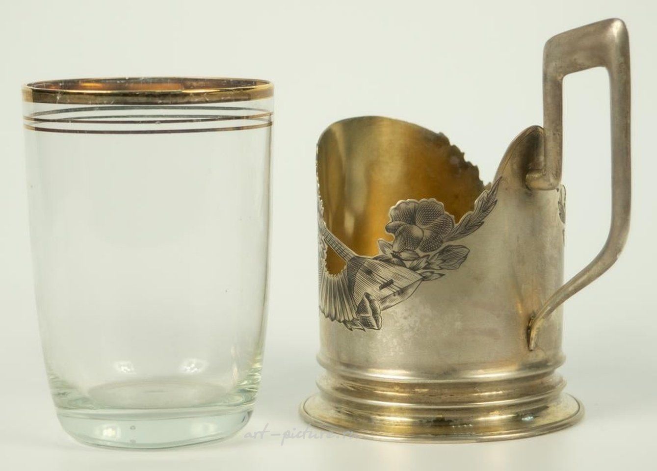 Русское серебро , Подстаканник "Танец" из русского серебра