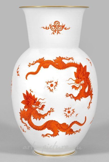 Monumental Art Deco Vase with iron-red decor "Ming Dragon"