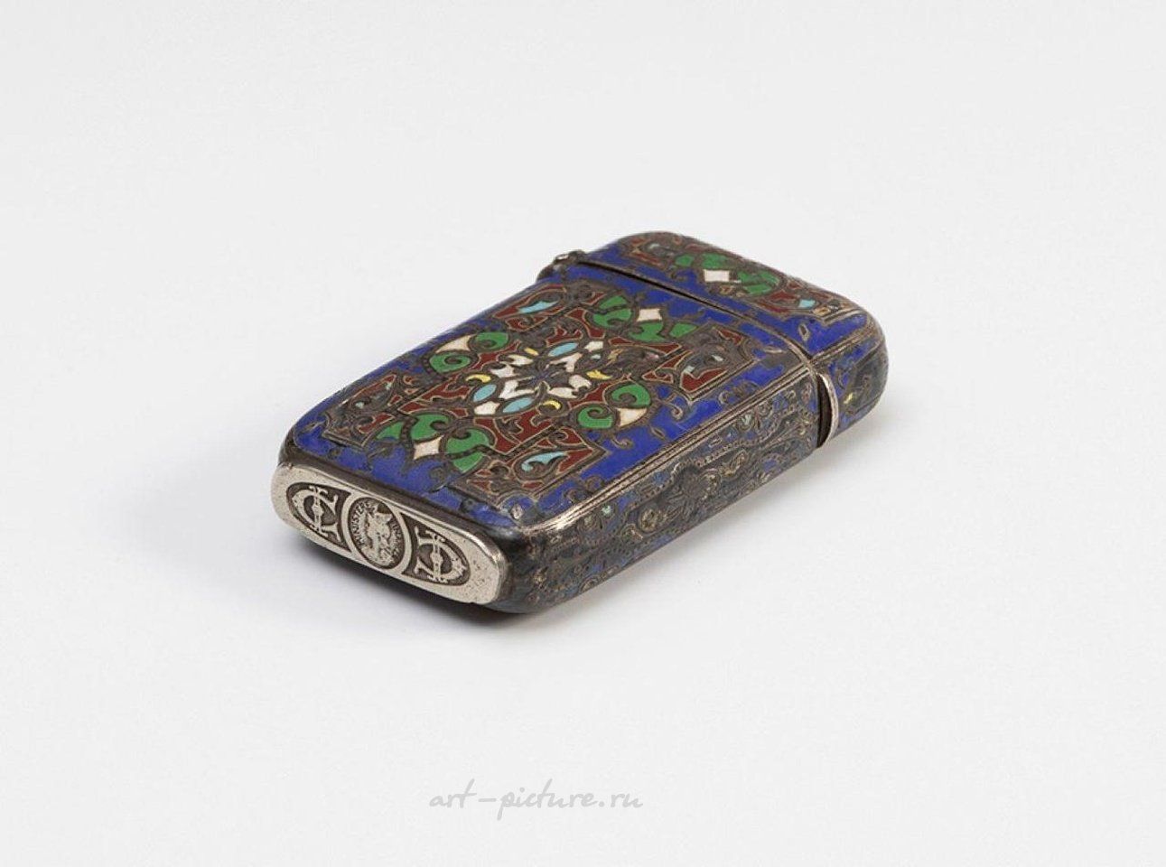 Русское серебро , Зажигалка. Россия, ок. 1900 г. Металл, серебро и эмаль