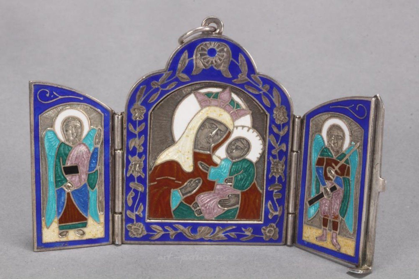 Русское серебро , Триптих икон