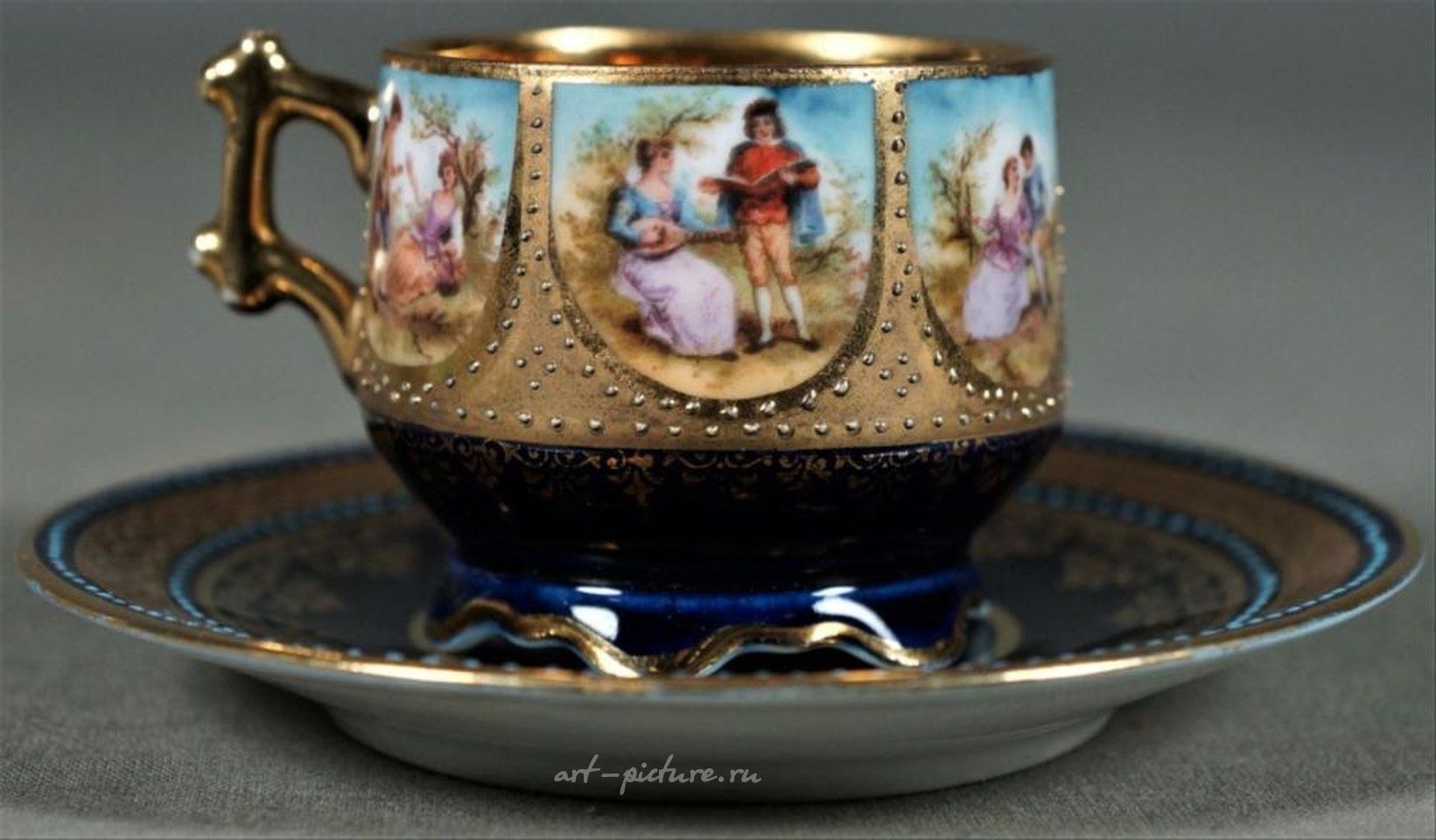 Royal Vienna , Фарфоровая чашка и блюдце Royal Vienna Demitasse