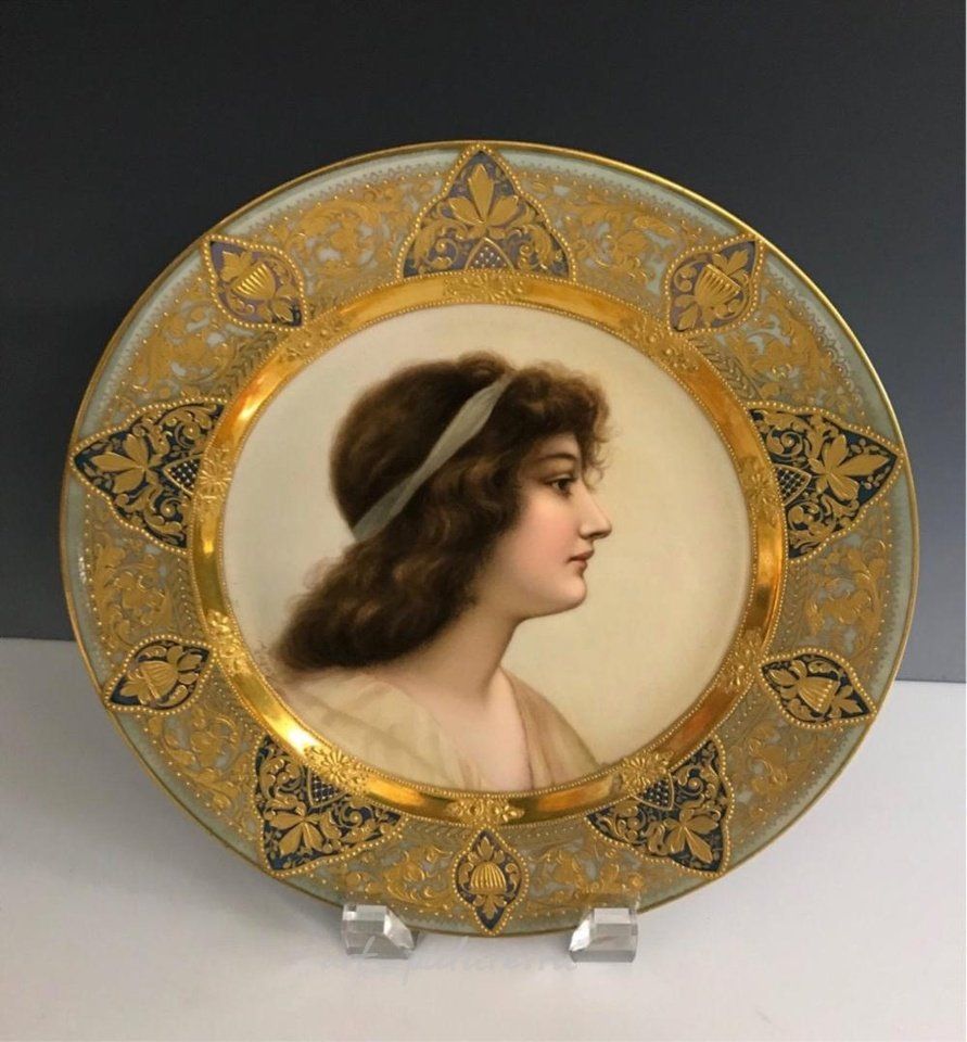 Royal Vienna Porcelain , 19TH C. ROYAL VIENNA PORCELAIN PLATE