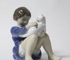 купить Девочка с кошкой. Дания, г. Копенгаген, Royal Copenhagen