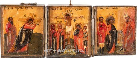 Русское серебро, МАЛЕНЬКИЙ ТРИПТИХ, ПОКАЗЫВАЮЩИЙ ХРИСТА ПЕРЕД ПИЛАТОМ, ХРИСТА НЕСУЩЕГО КРЕСТ И РАСПЯТИЕ ХРИСТА