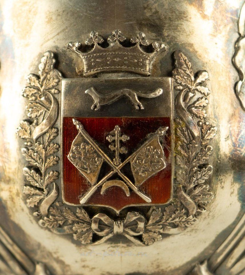 Русское серебро , Кубок с эмалевыми гербами Ярославля, Оренбурга и Сырдарьинской губернии