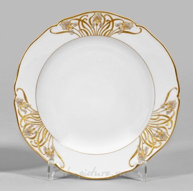 Art Nouveau Decorative Plate with Sword Lily Decoration in Enamel Painting