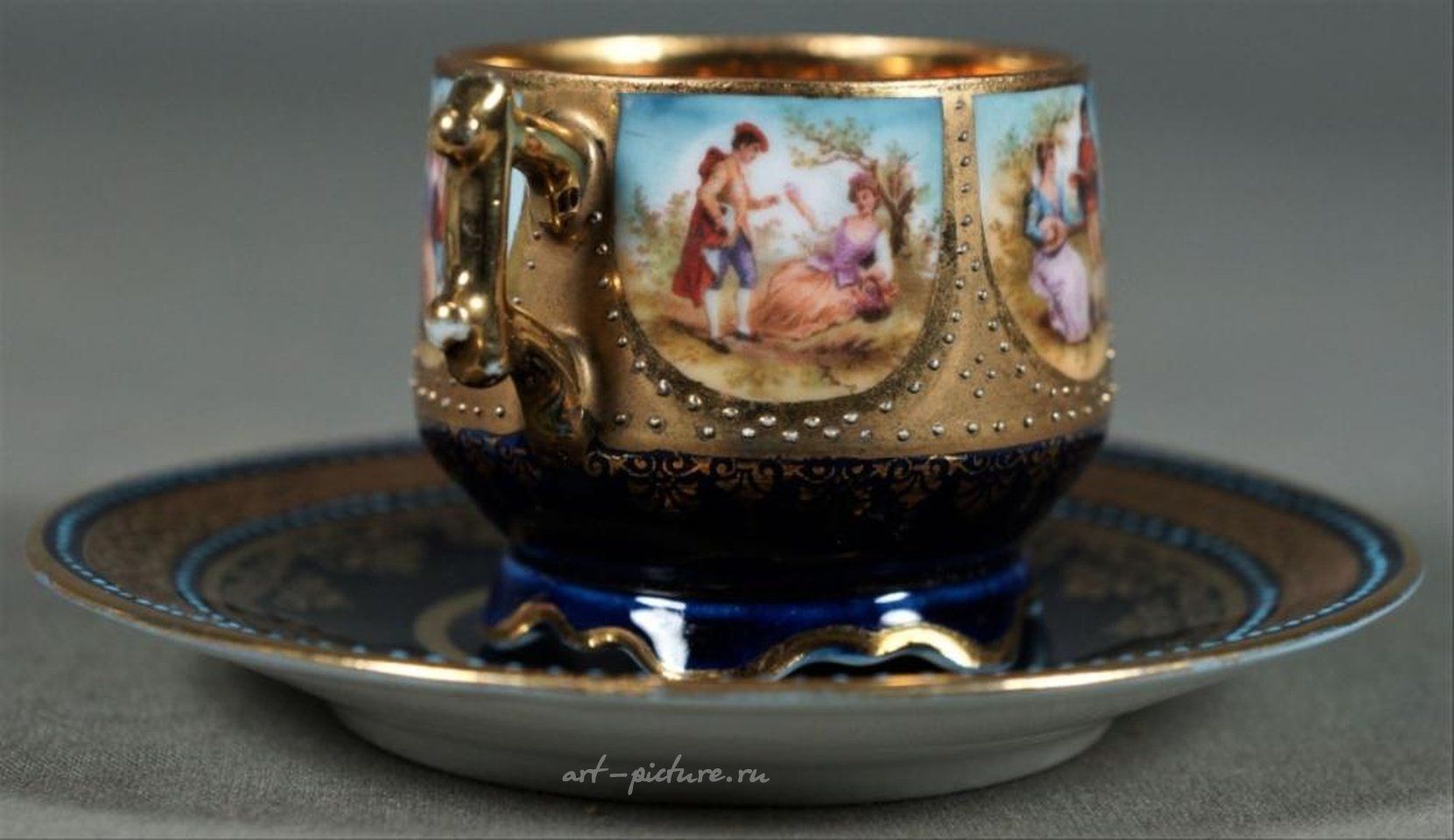 Royal Vienna , Фарфоровая чашка и блюдце Royal Vienna Demitasse