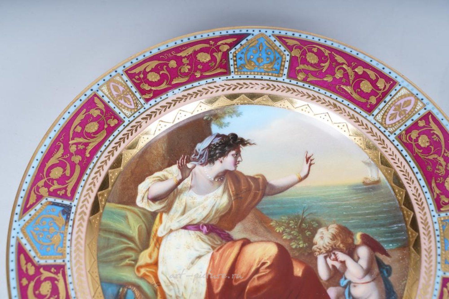 Royal Vienna , Фарфоровые рельефные плакеты с мифологическими сценами из наследия Ли Филиппа Белла