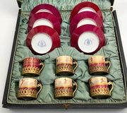 Фарфоровый набор Haviland & Co Limoges Floral Demitasse Set в стиле королевской Вены.