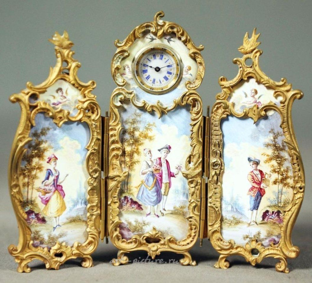 Royal Vienna Porcelain , Royal Vienna Style Gilt Porcelain Clock