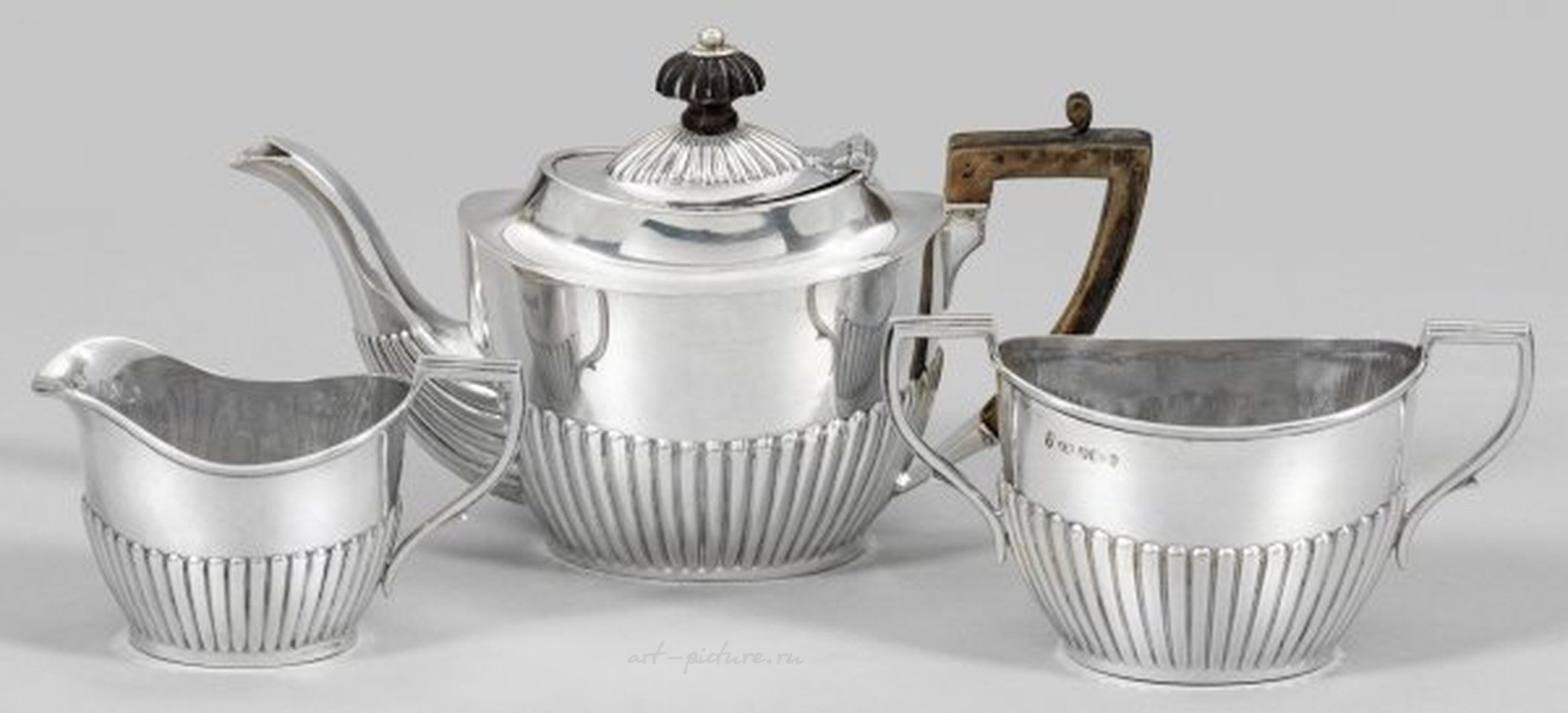 Tea service in the Queen Anne style