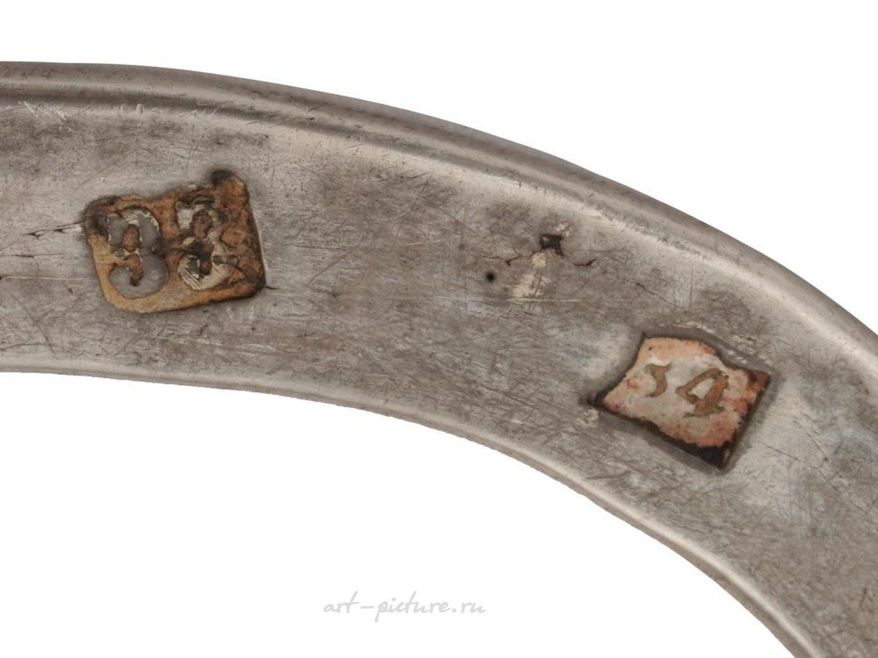 Русское серебро , Сервировочный поднос из русского императорского серебра овальной формы