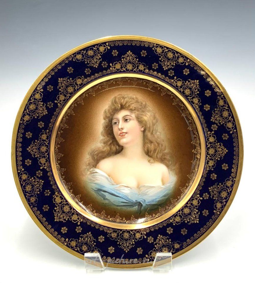 Royal Vienna Porcelain , Royal Vienna Lady Portrait Plate w/ Gold Gilt.