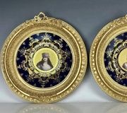 Фарфоровые тарелки в стиле королевской Вены, около 1900 года, в хорошем состоянии. Диаметр 10 дюймов. Оценка: $2,500-3,000.