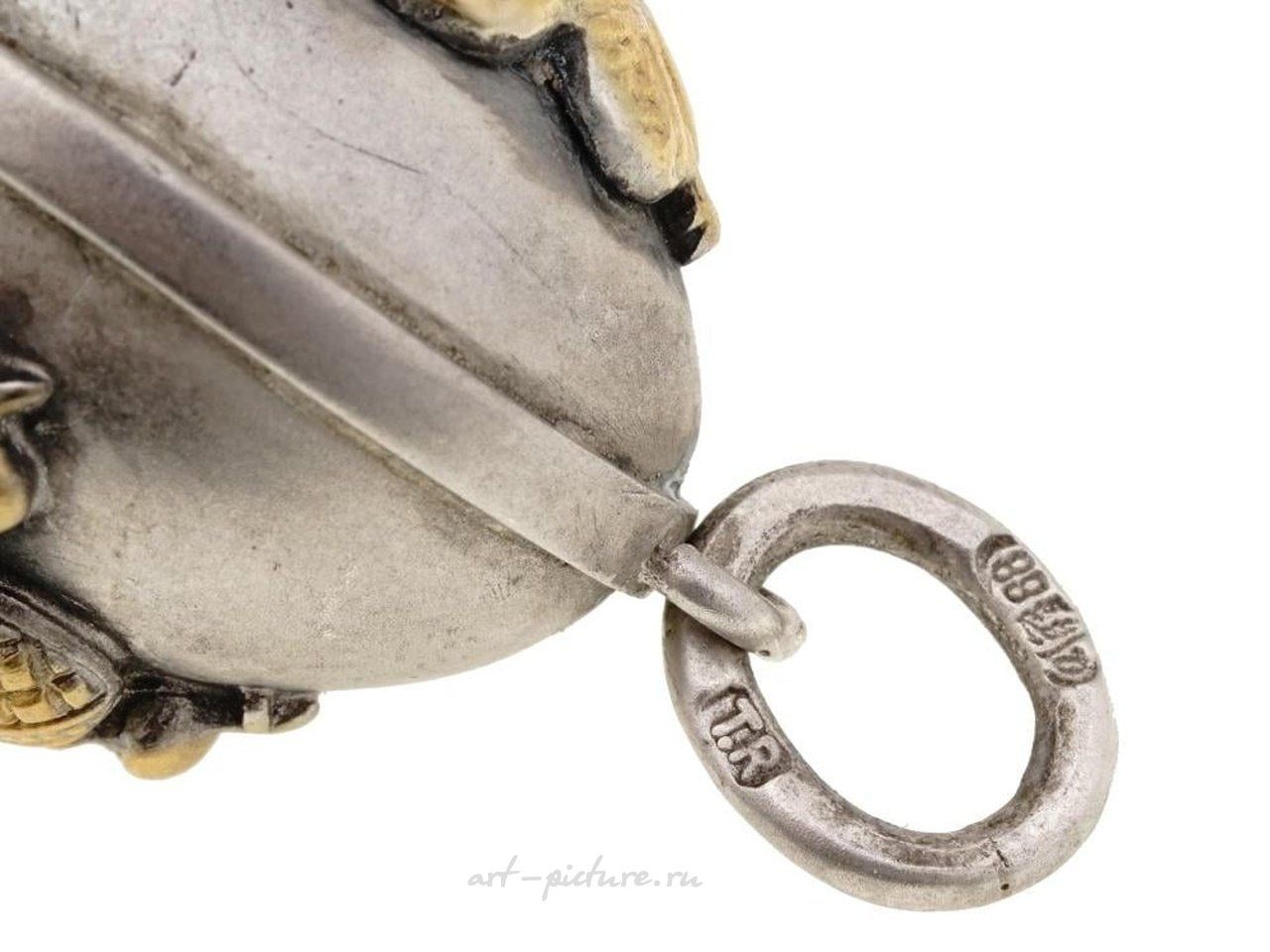 Русское серебро , Серебряное яйцо с императорским монограммой, 88 проба