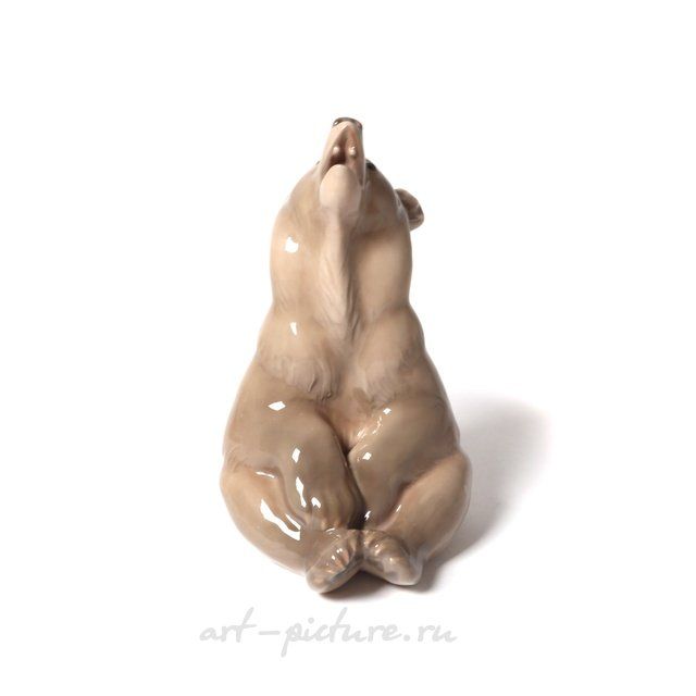 The translation of the text is:
"PORCELAIN FIGURE 'BEAR'. BING GRONDAHL, RRR"