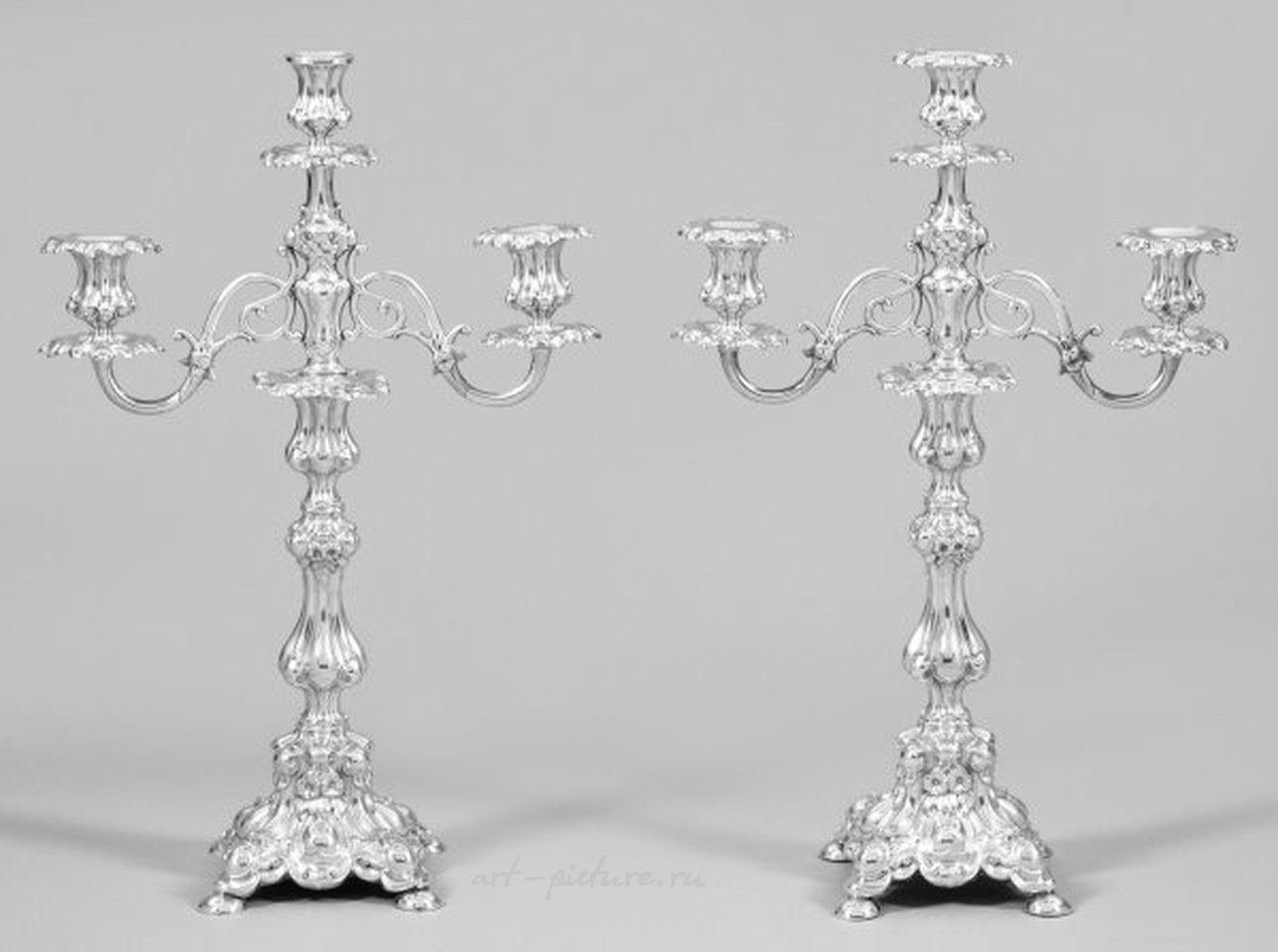 Пара великолепных серебряных жирандолей в стиле немецкого барокко