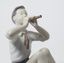 Фарфоровая статуэтка Мальчик играющий на флейте Bing Grondahl