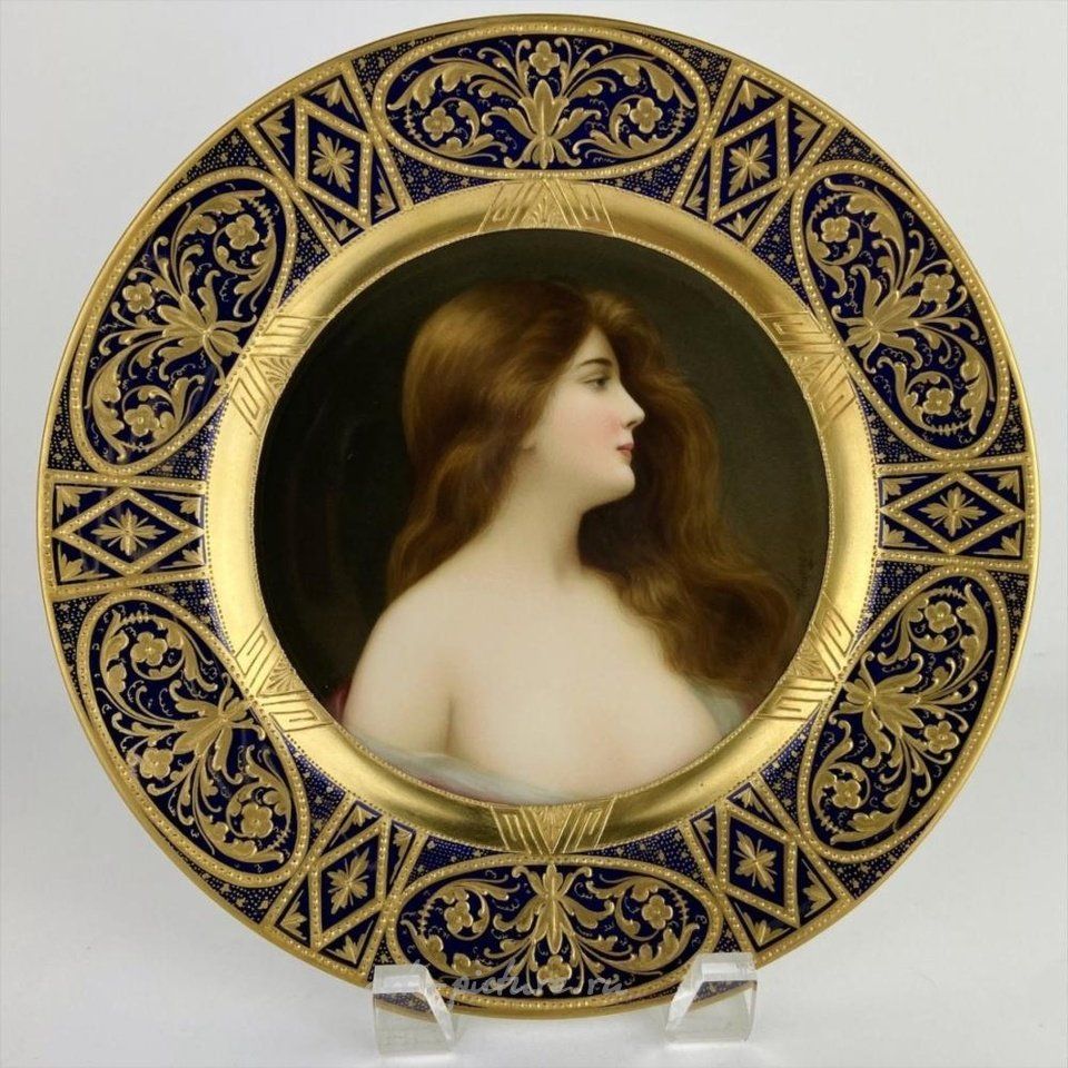Royal Vienna , Фарфоровая тарелка с портретом от Вагнера, около 1900 года