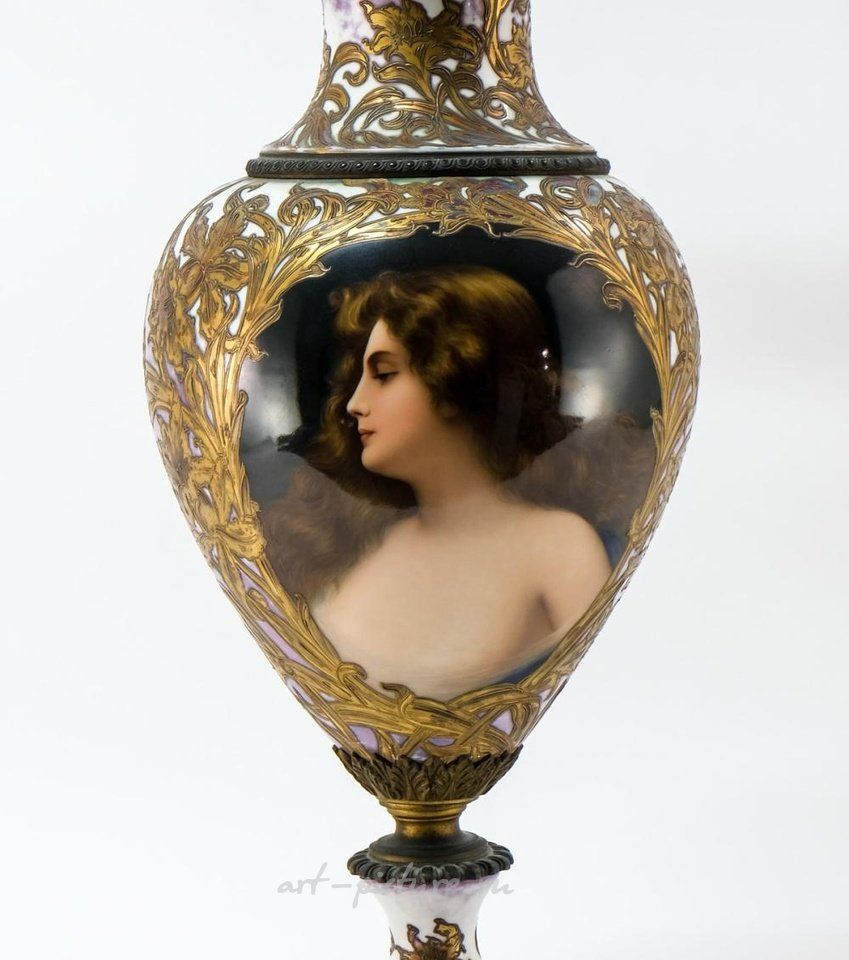 Royal Vienna , Royal Vienna  трехсекционная лампа с портретом женщины