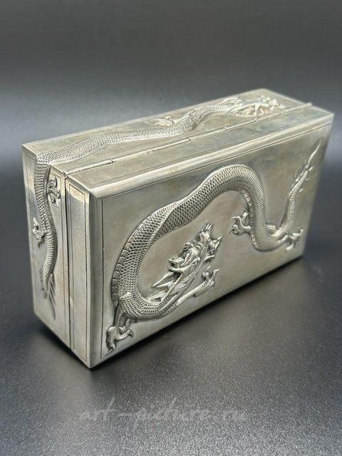 Серебряная коробка (шкатулка) с деревянной отделкой. Китай, конец 19 века