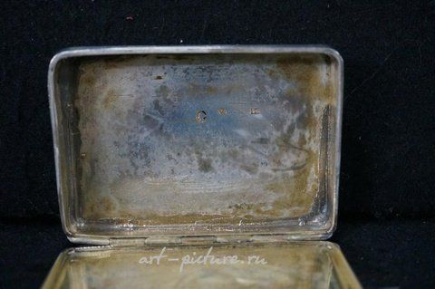 Russian silver, A RUSSIAN SILVER CIGARETTE CASE, rectangular, embossed with ...