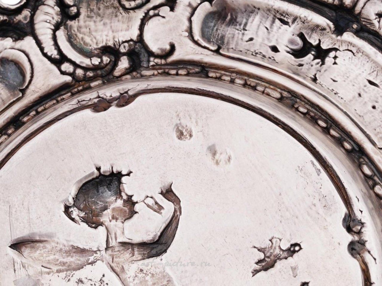 Русское серебро , Антикварная русская серебряная пепельница с изображением Купидона