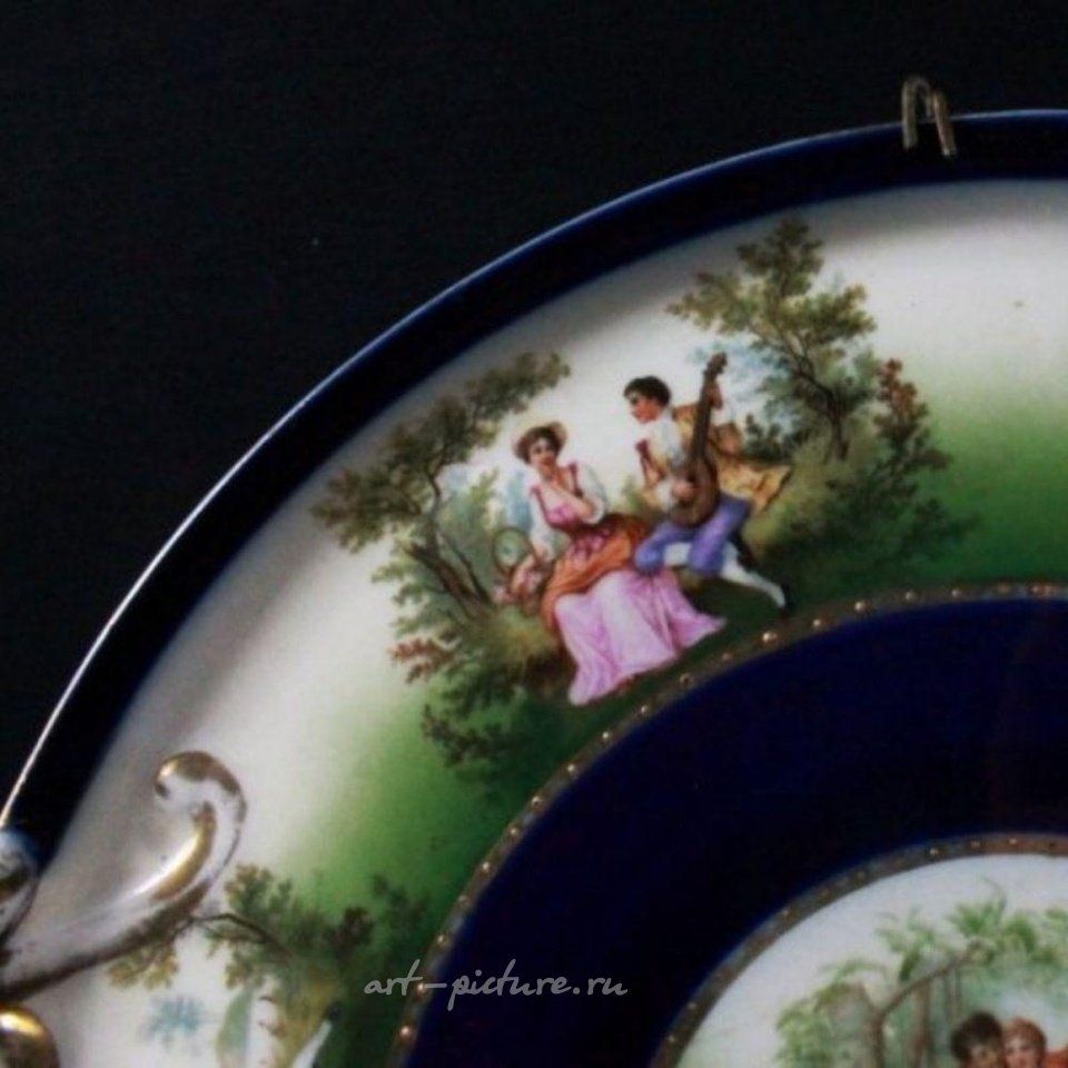 Royal Vienna Porcelain , Royal Vienna Charger Depicting Couples Courting