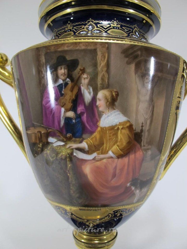 Royal Vienna Porcelain , Huge Antique Royal Vienna porcelain urn