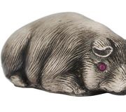 Русская серебряная фигурка свиньи с рубиновыми глазами
