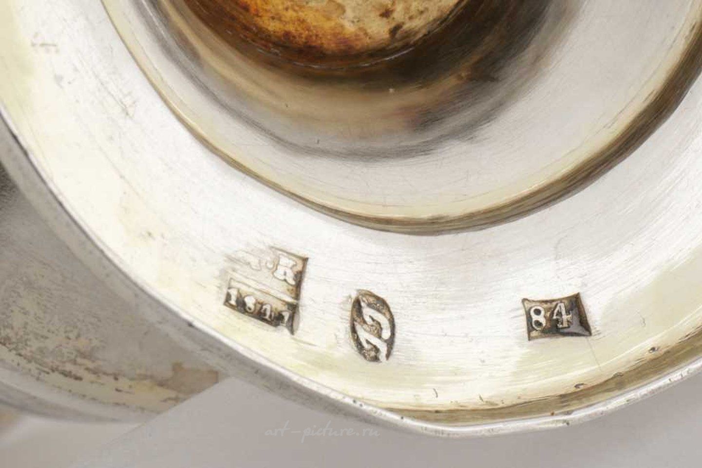 Русское серебро , Серебряная  чаша русского серебра 84 пробы времен Николая I в середине XIX века