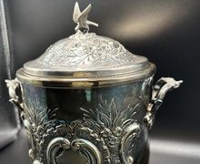 Серебряная ваза для льда (лёдница), двустенная со стеклянной термосной колбой . Арт нуво.