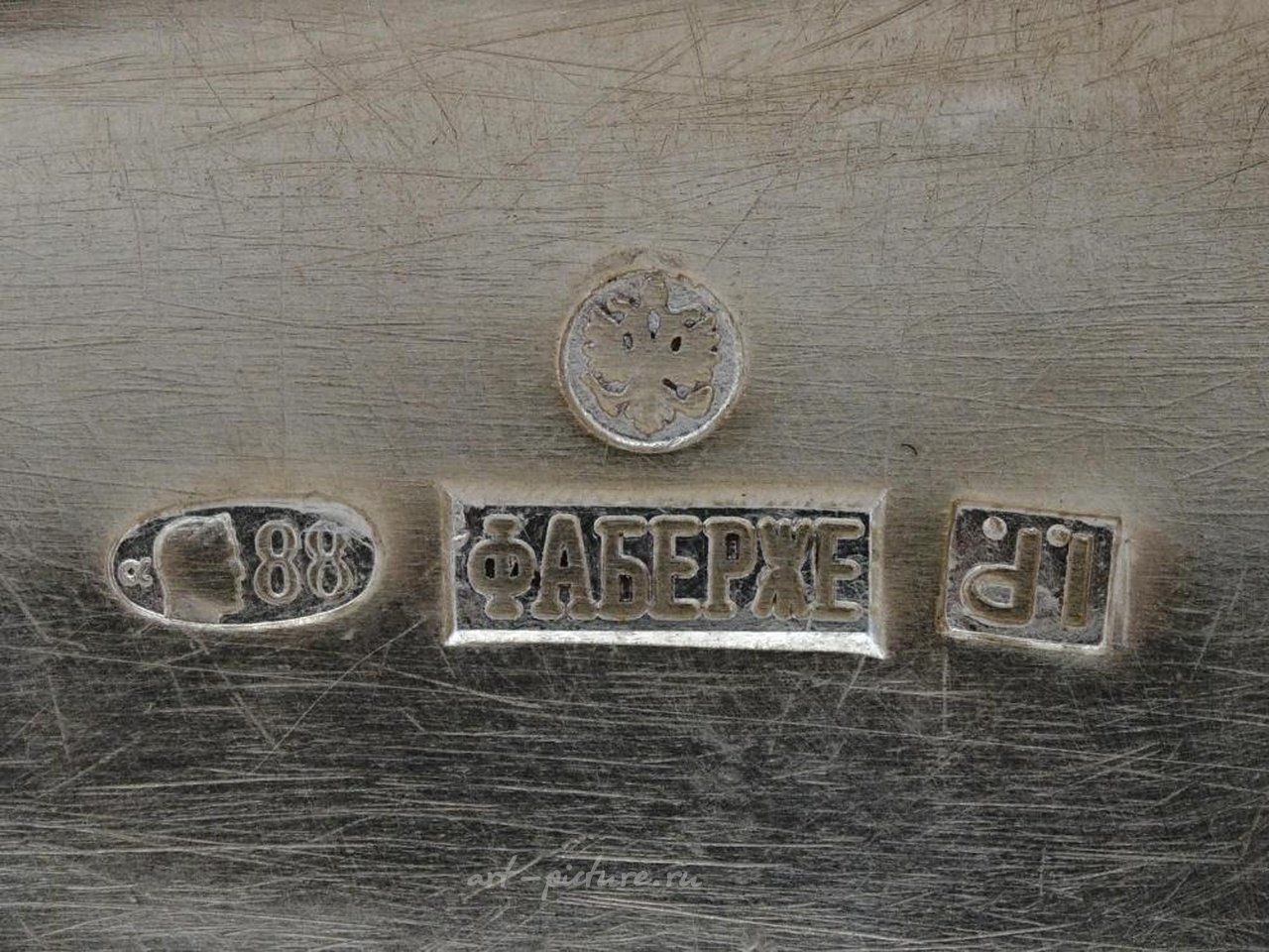 Русское серебро , Русский серебряный курительный кейс с гравировкой