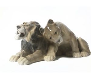 Porcelain figurine "Leo with the lioness" Bing & Grondahl