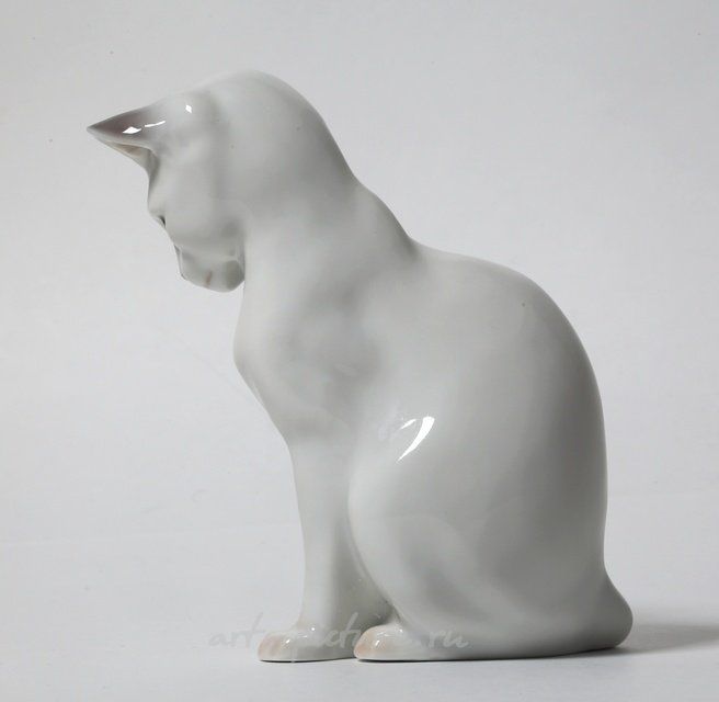 Кошка. Дания, г. Копенгаген, Bing & Grondahl